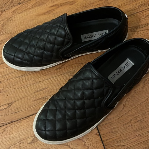 Steve Madden slip-on sneakers - Picture 3 of 7